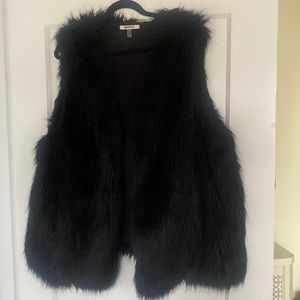 Faux fur vest only wore a few times feels very nice on